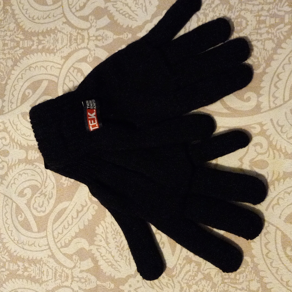 NWT Men's Black Gloves by T.E.K. – Warm, Soft, Acrylic Polyester Blend